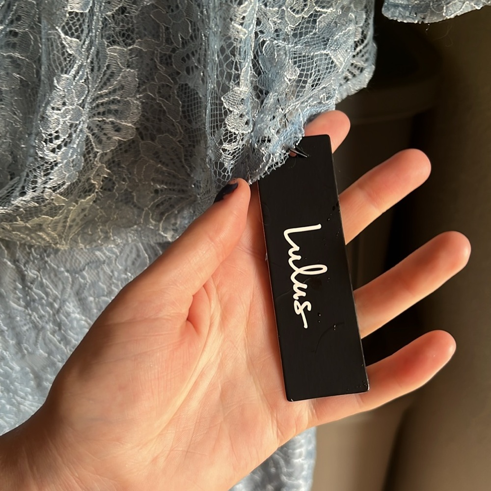 LULUS lace maxi dress - Picture 4 of 10